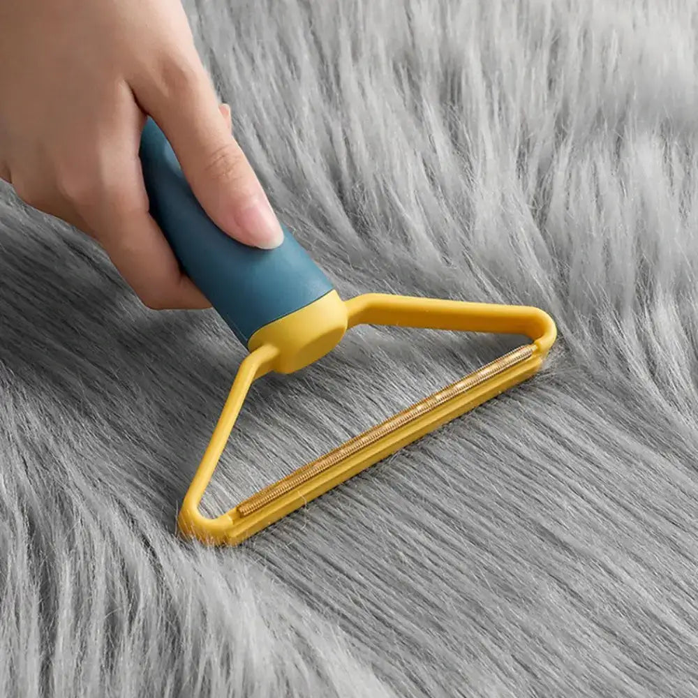 Lint Remover Brush Fabric Shaver for Clothes and Upholstery